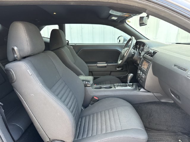 Used 2014 Dodge Challenger R/T w/ Blacktop Package RWD image 21