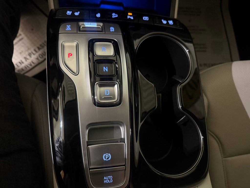 Used 2023 Hyundai Tucson Limited image 40