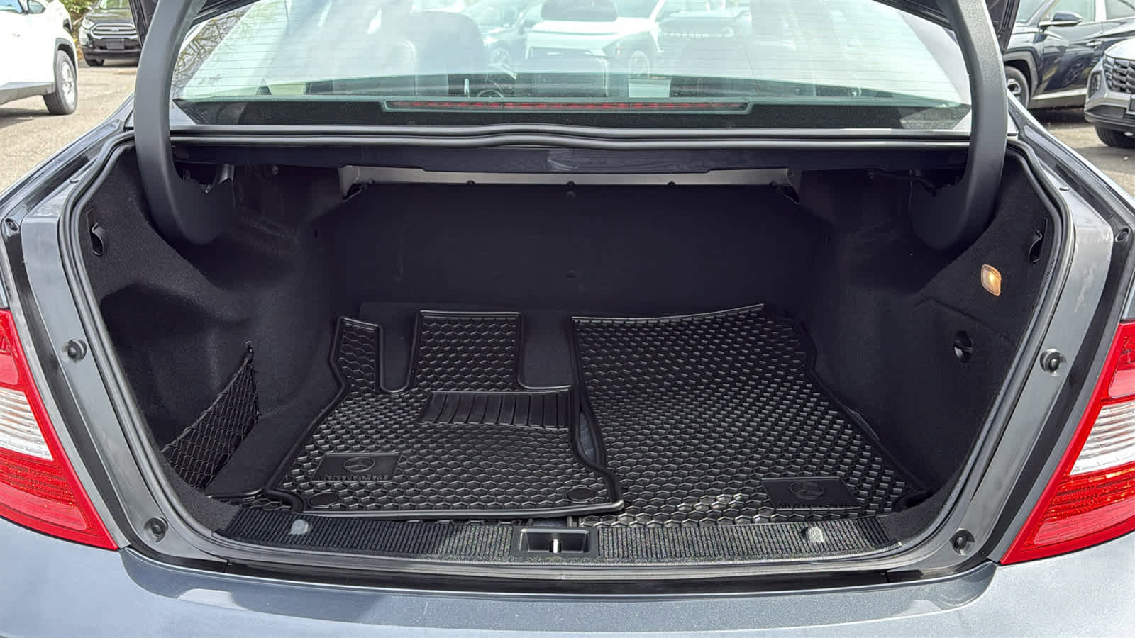 Used 2010 Mercedes-Benz C 300 4MATIC Sedan image 26
