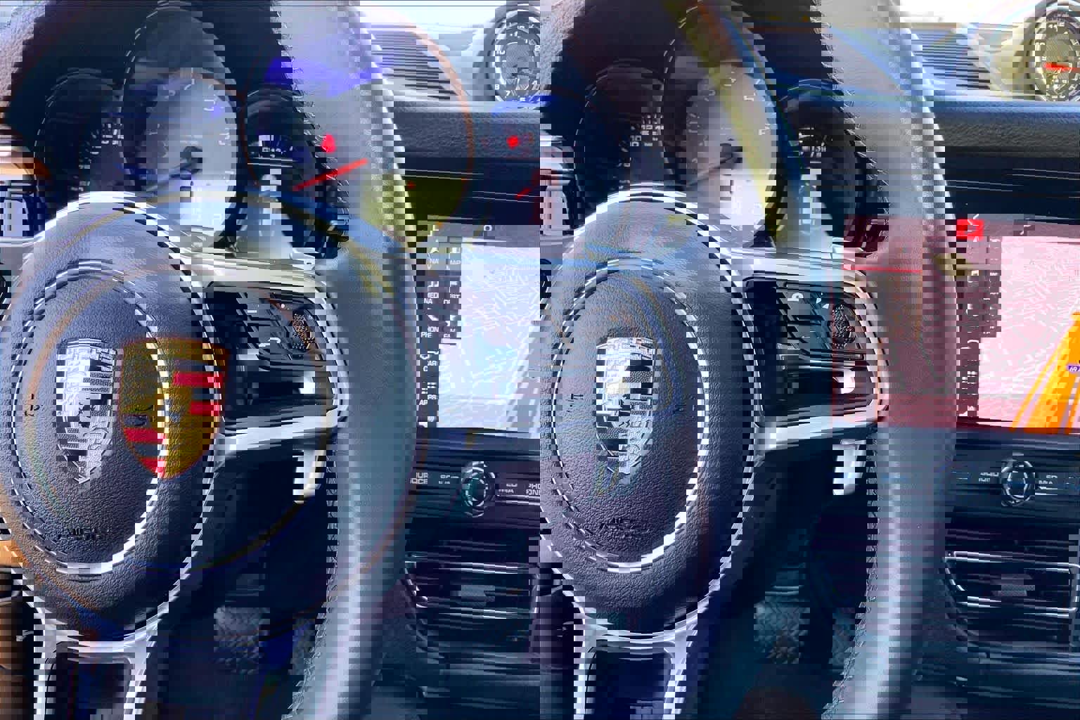 Used 2021 Porsche Macan S image 22