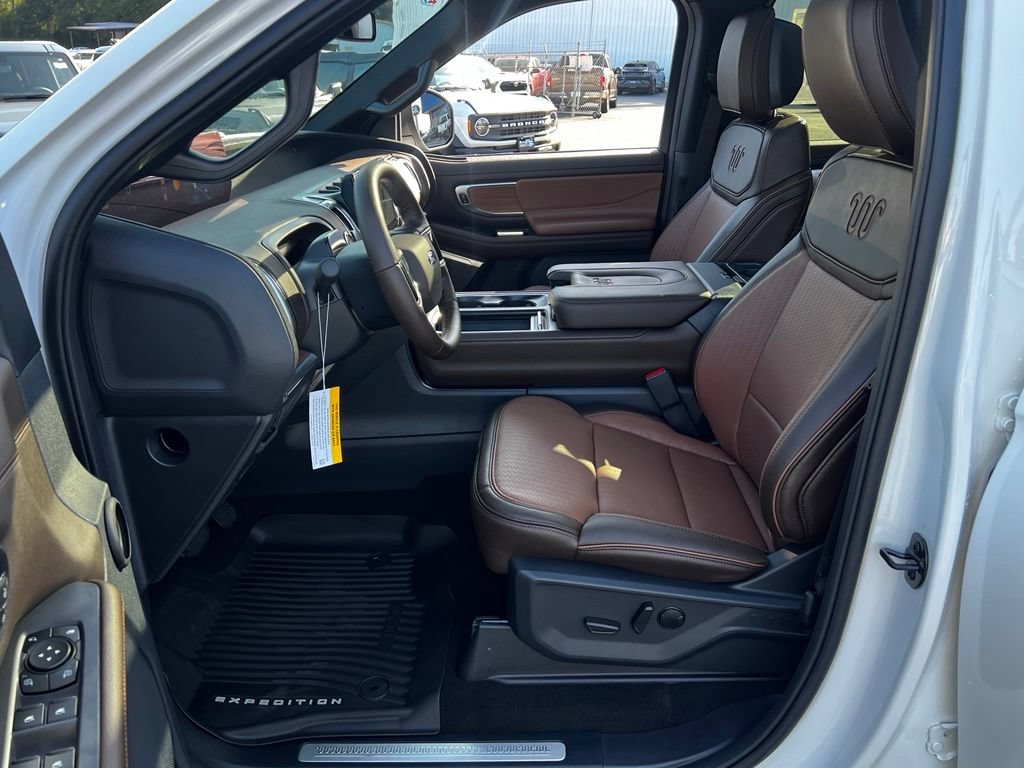 New 2027 Ford Expedition King Ranch RWD image 14