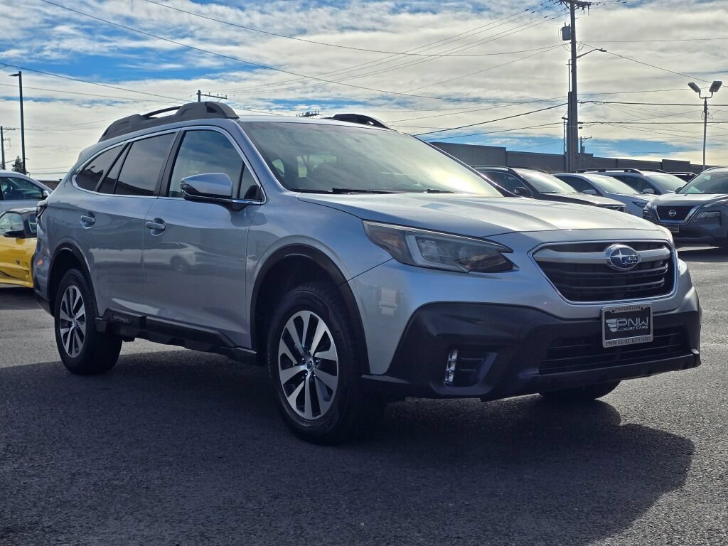 Used 2022 Subaru Outback Premium AWD/4WD image 4