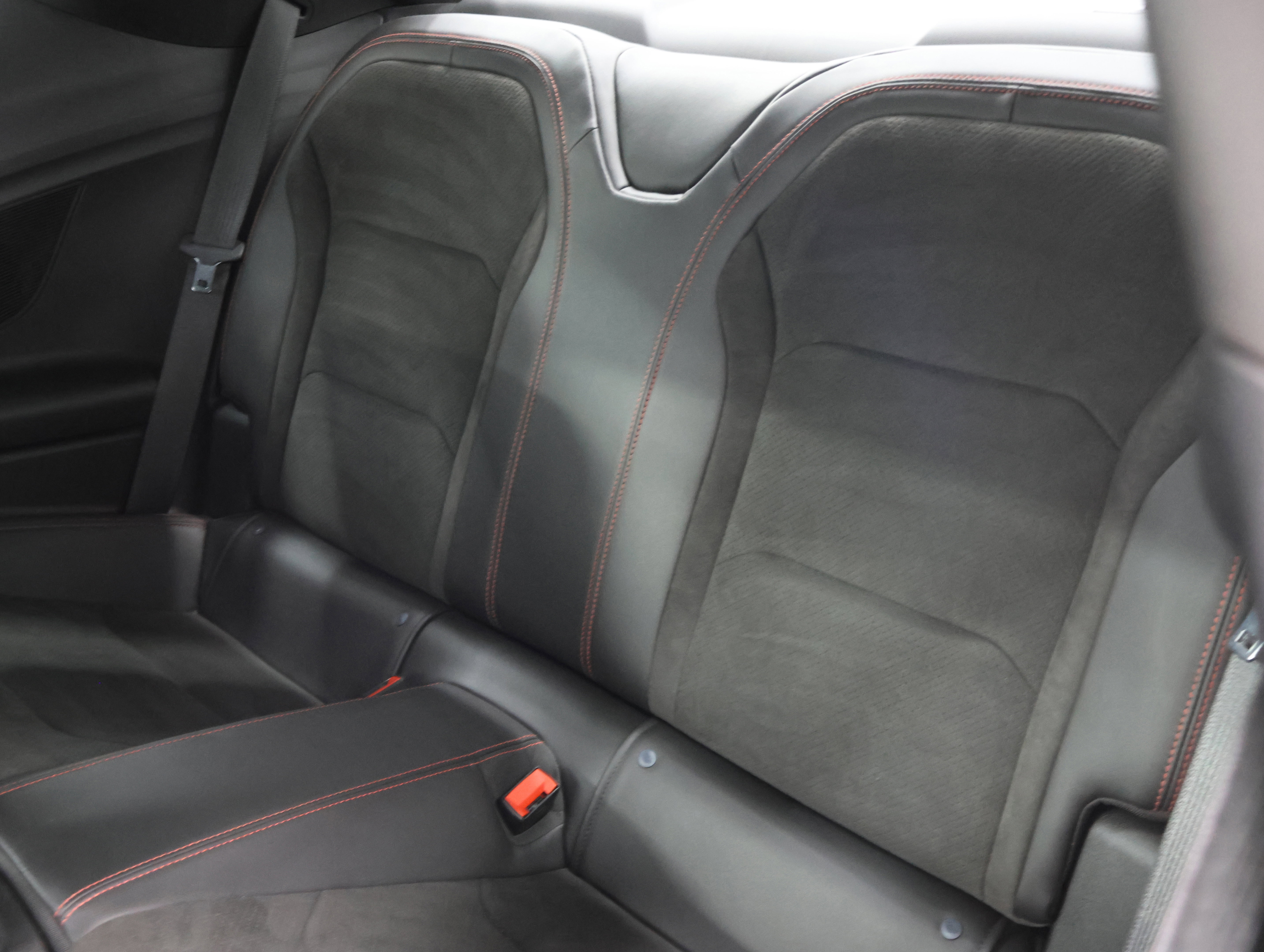 Used 2021 Chevrolet Camaro ZL1 RWD image 9