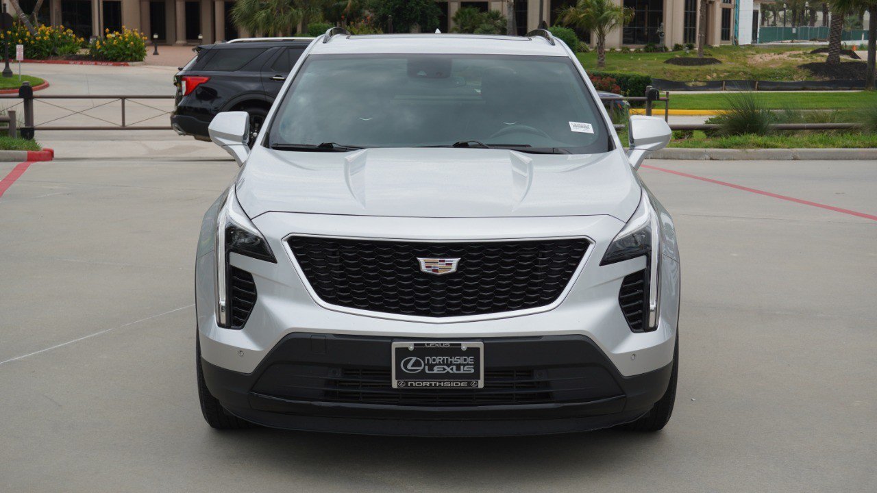 Used 2019 Cadillac XT4 Sport FWD image 2