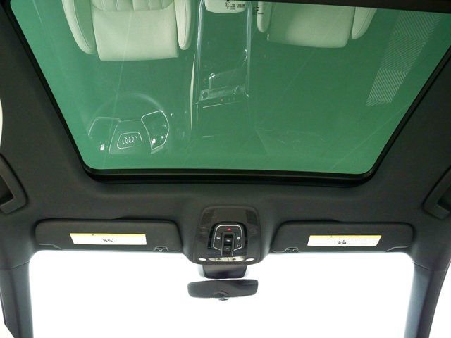 Used 2024 Audi Q8 e-tron Prestige w/ Prestige Package image 22