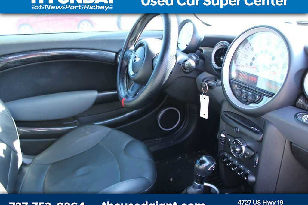 Used 2011 MINI Cooper S FWD image 7