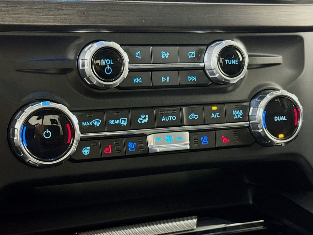 Used 2024 Ford F350 Lariat w/ Tremor Off-Road Package image 16