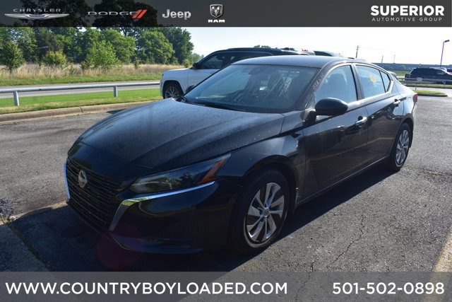 Used 2025 Nissan Altima 2.5 S FWD image 1