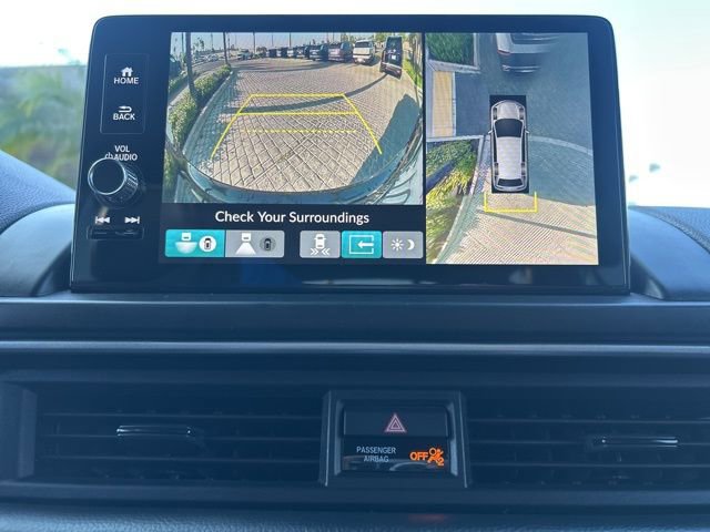 Used 2024 Honda Pilot Elite image 12