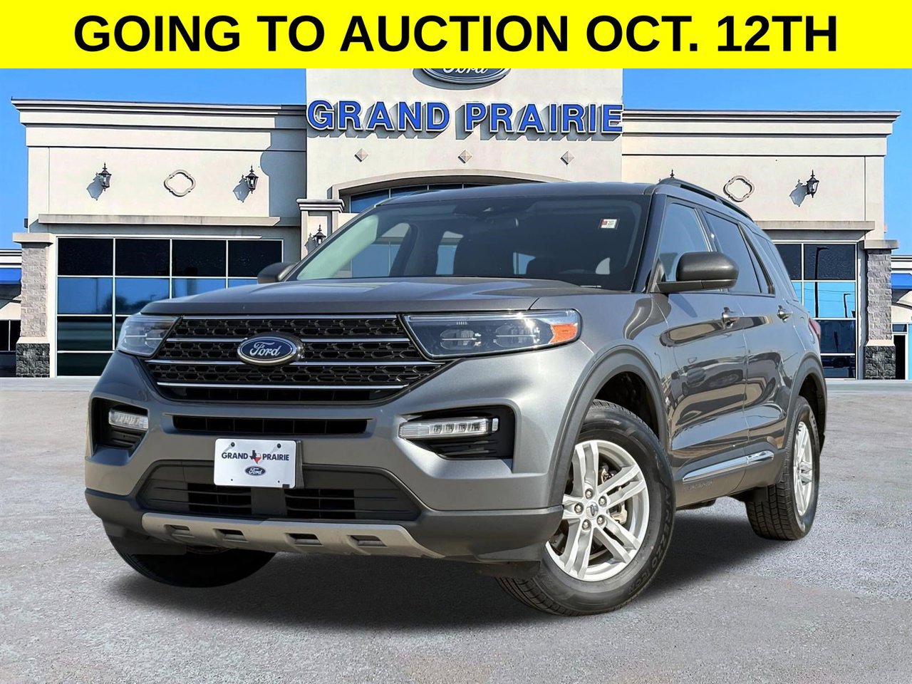 Used 2024 Ford Explorer XLT w/ Equipment Group 202A