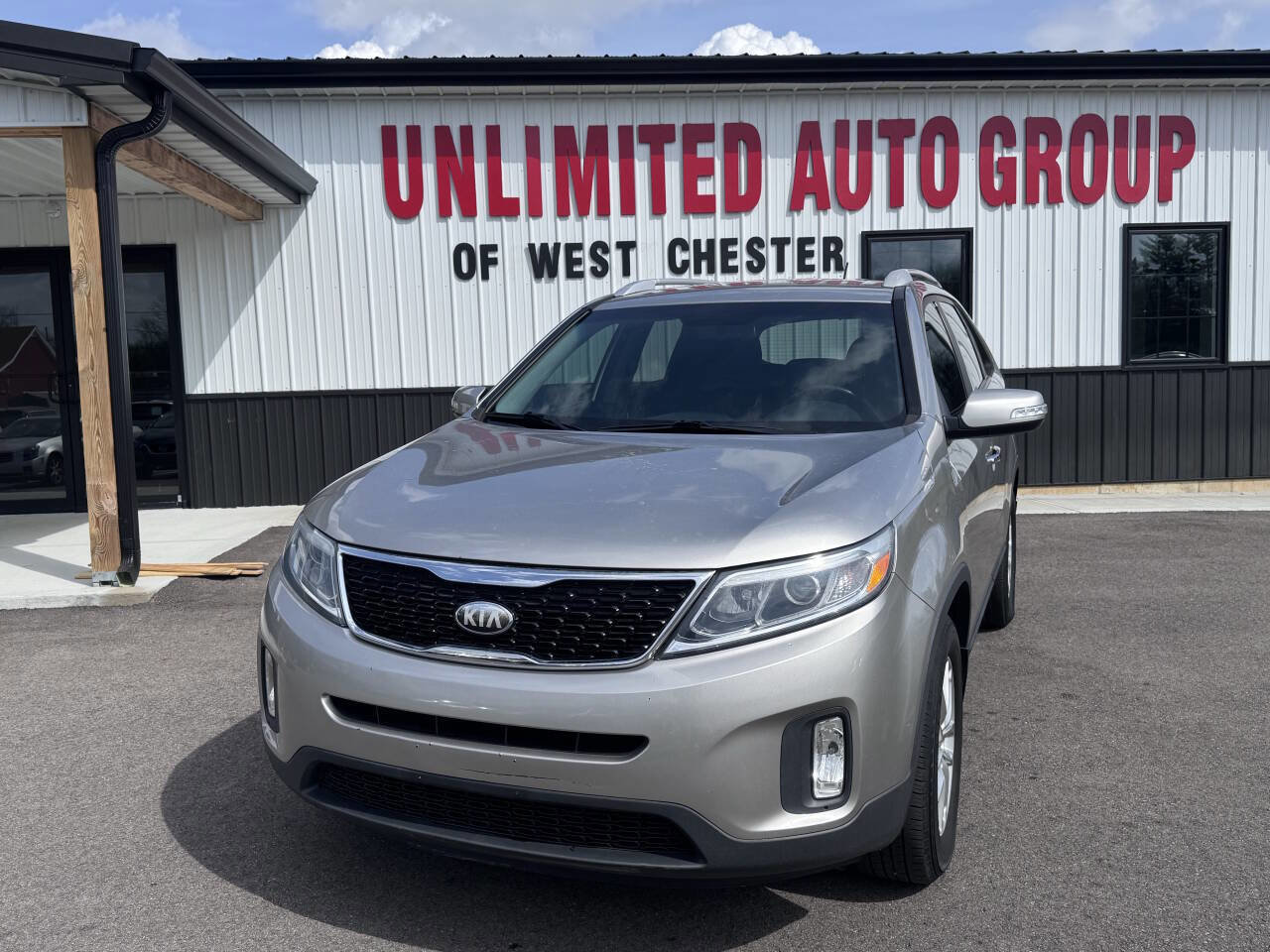 Used 2014 Kia Sorento LX image 1
