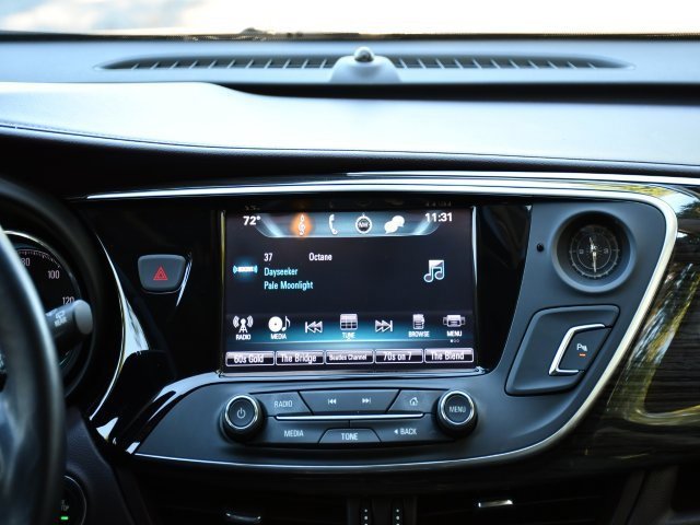 Used 2017 Buick Envision Essence image 27