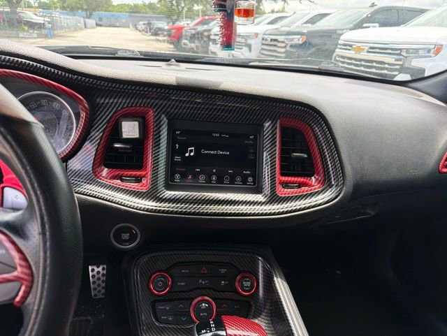 Used 2019 Dodge Challenger R/T RWD image 9