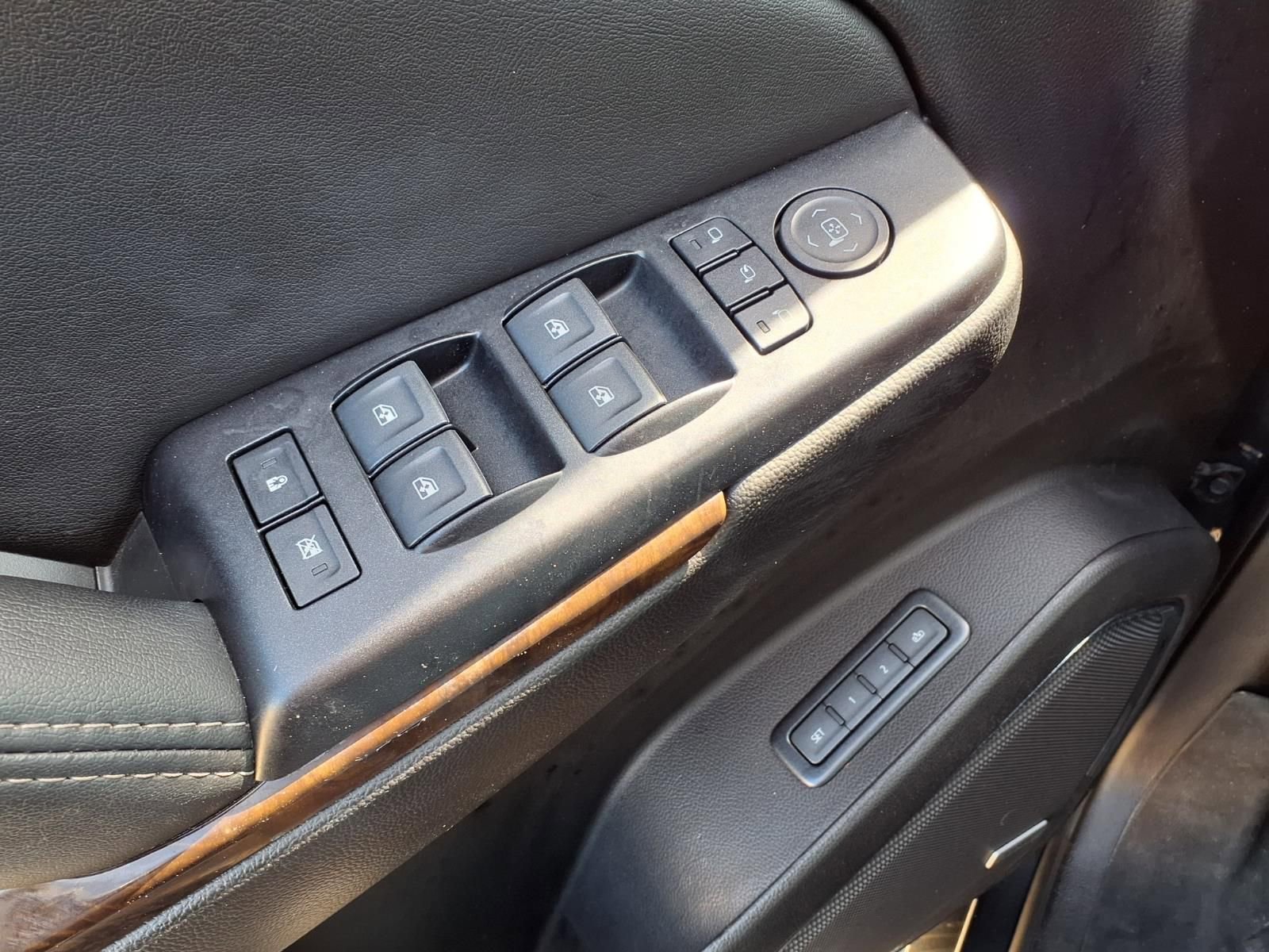 Used 2019 Chevrolet Tahoe LT image 24