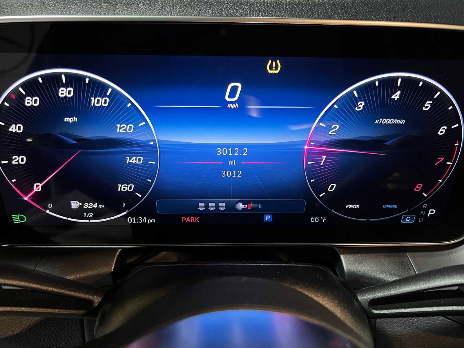 Used 2026 Mercedes-Benz GLC 300 4MATIC image 32