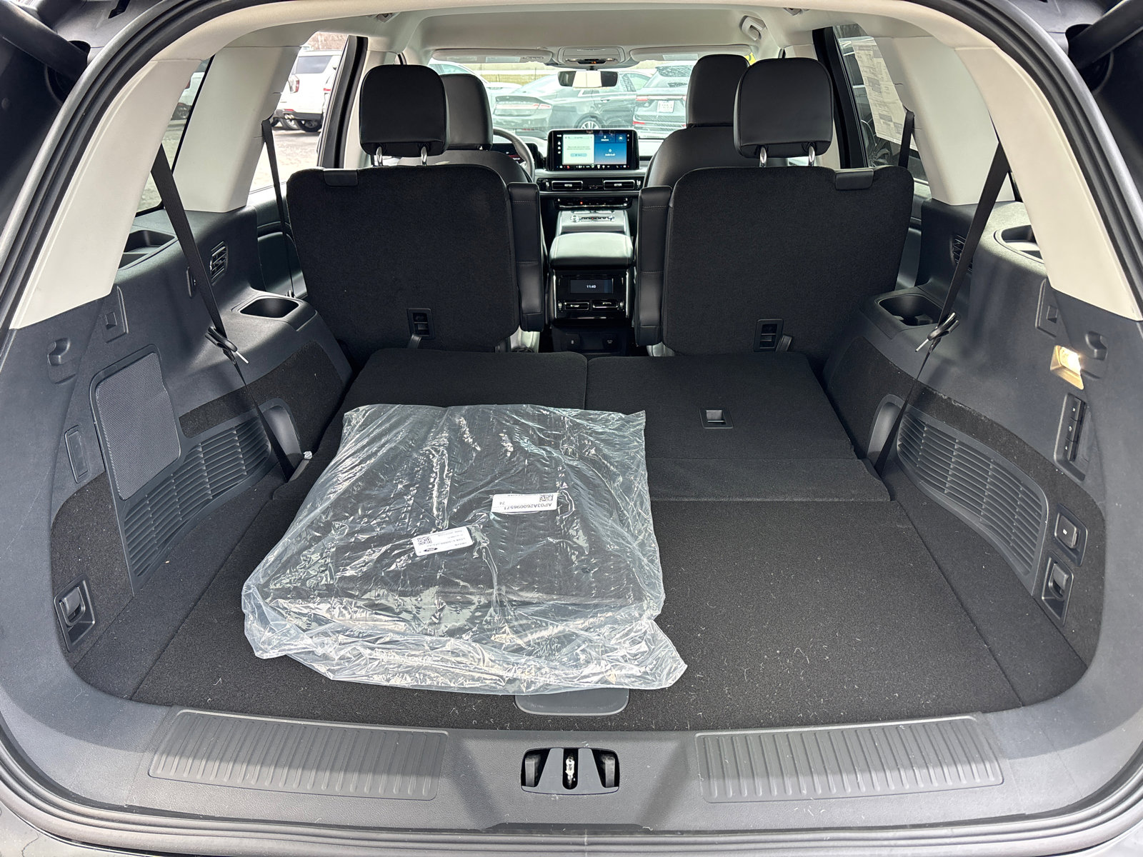 New 2026 Lincoln Aviator AWD image 9