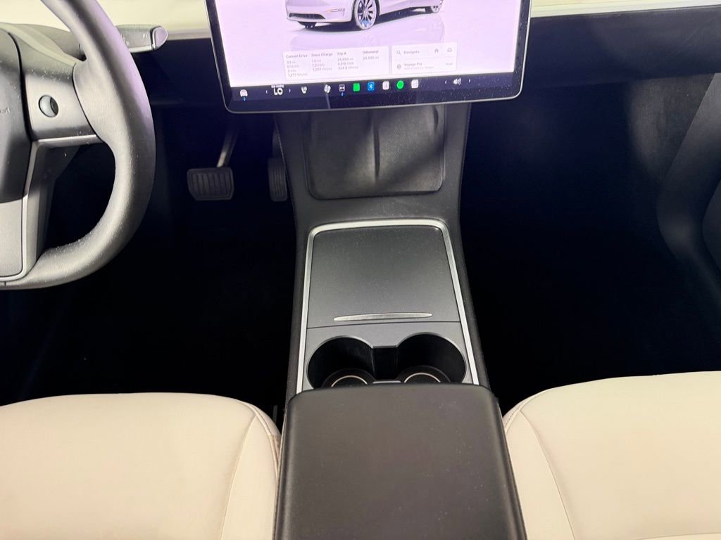Used 2023 Tesla Model Y Long Range image 16
