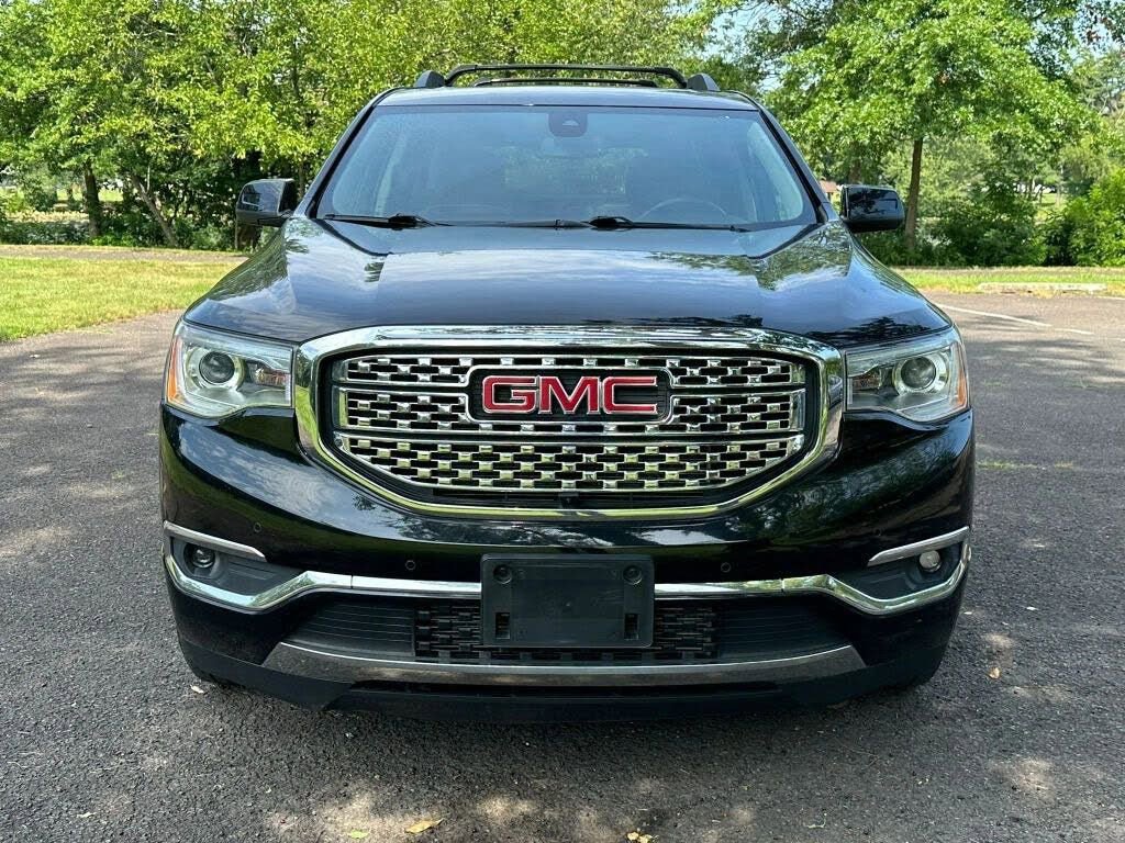 Used 2019 GMC Acadia Denali w/ Technology Package image 8