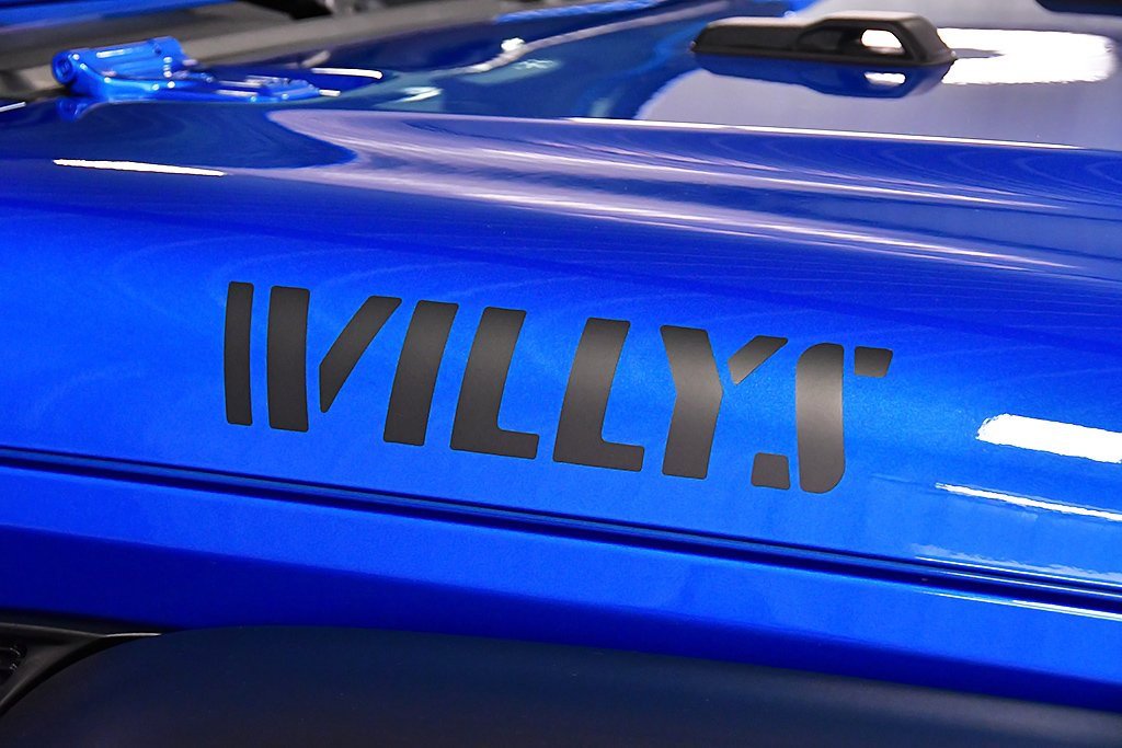 Used 2023 Jeep Wrangler Willys image 10