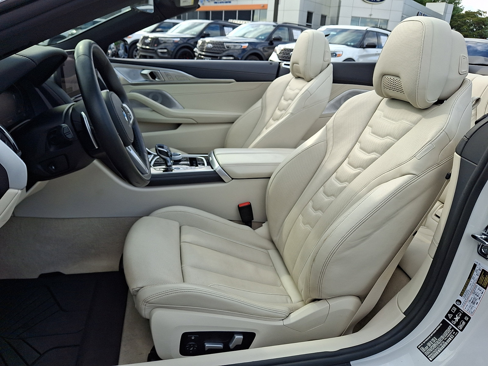 Used 2025 BMW 840i xDrive Convertible AWD/4WD image 16