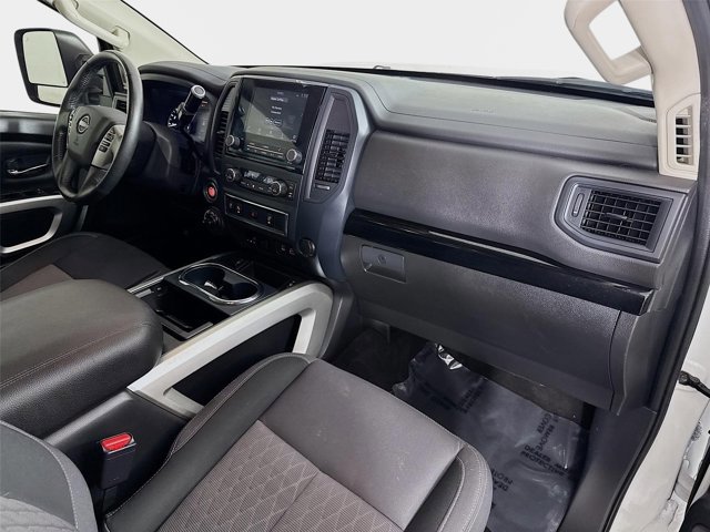 Certified 2024 Nissan Titan SV w/ SV Convenience Package image 28