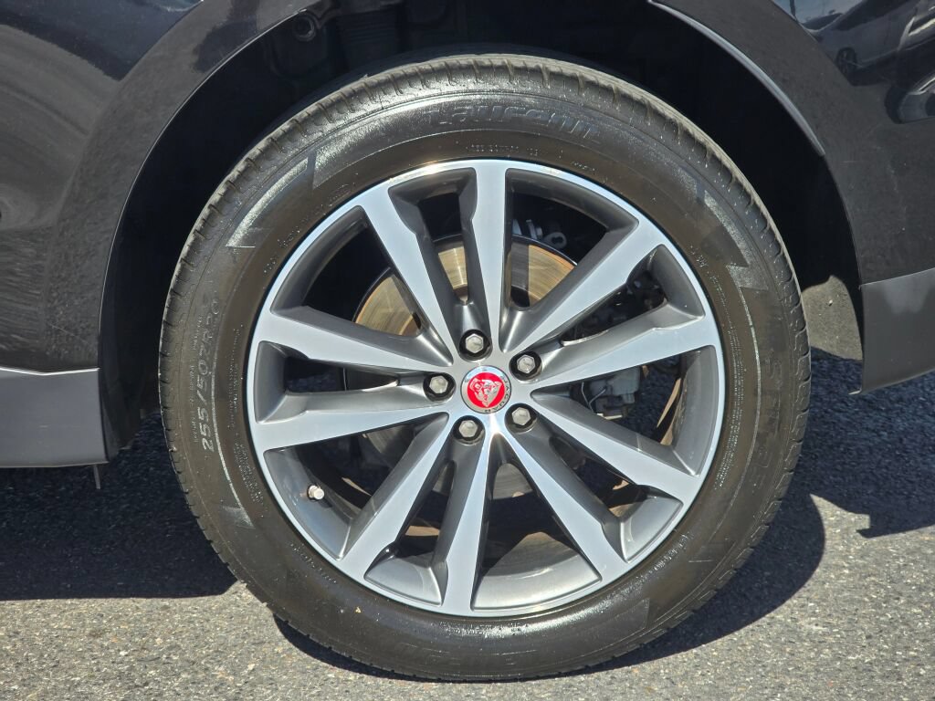 Used 2018 Jaguar F-PACE Prestige AWD/4WD image 10