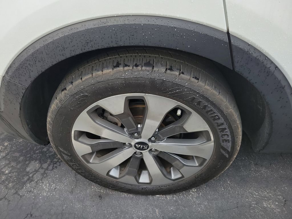 Used 2021 Kia Telluride EX w/ EX Premium Package image 12