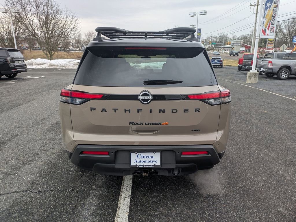 Used 2024 Nissan Pathfinder Rock Creek image 6