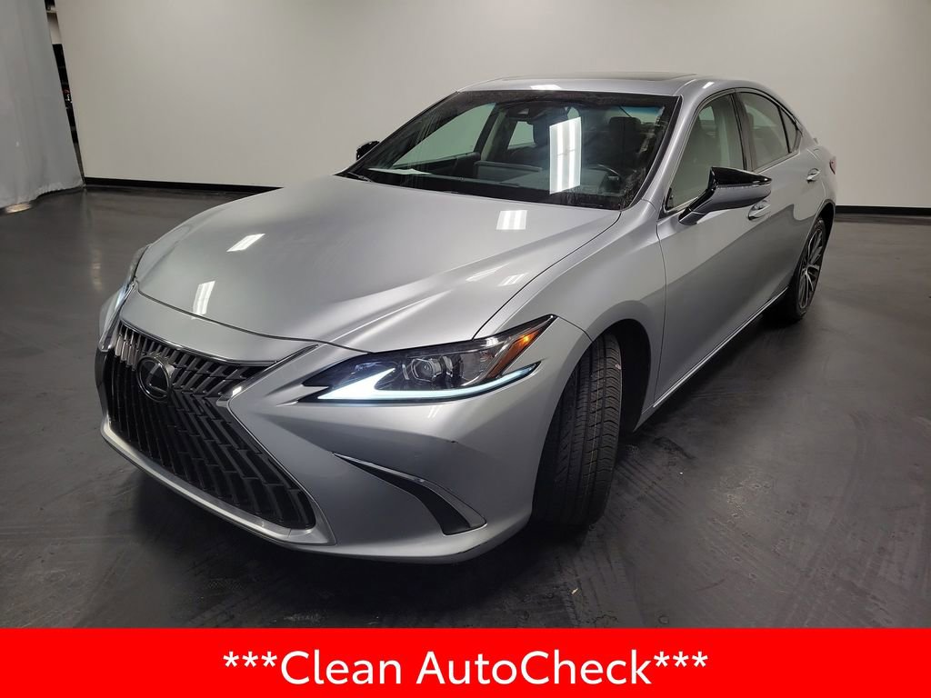 Used 2023 Lexus ES 250 w/ Premium Package image 4