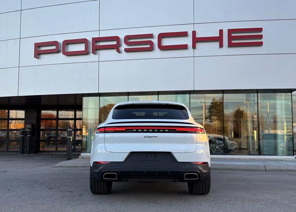 New 2026 Porsche Cayenne Coupe image 8