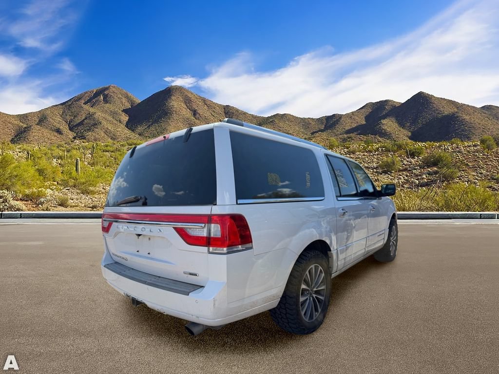 Used 2015 Lincoln Navigator L 2WD image 4