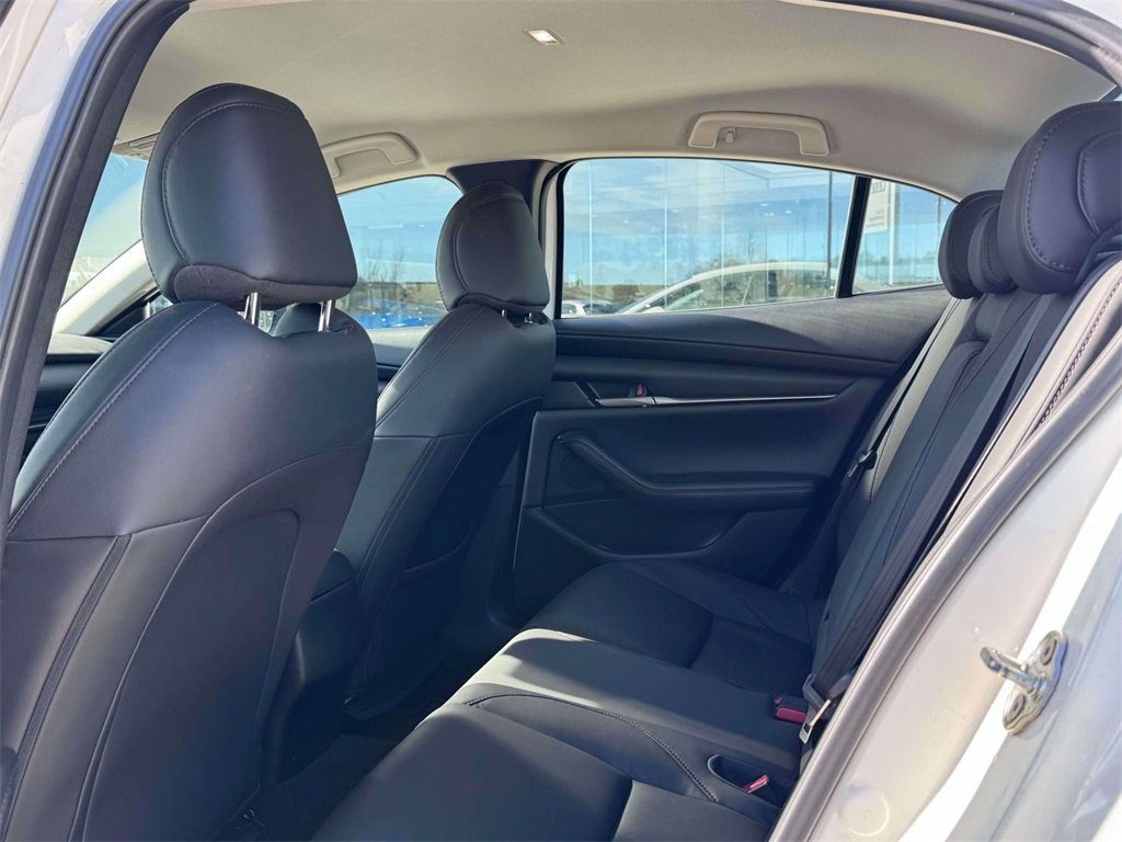 Used 2021 MAZDA MAZDA3 s image 18