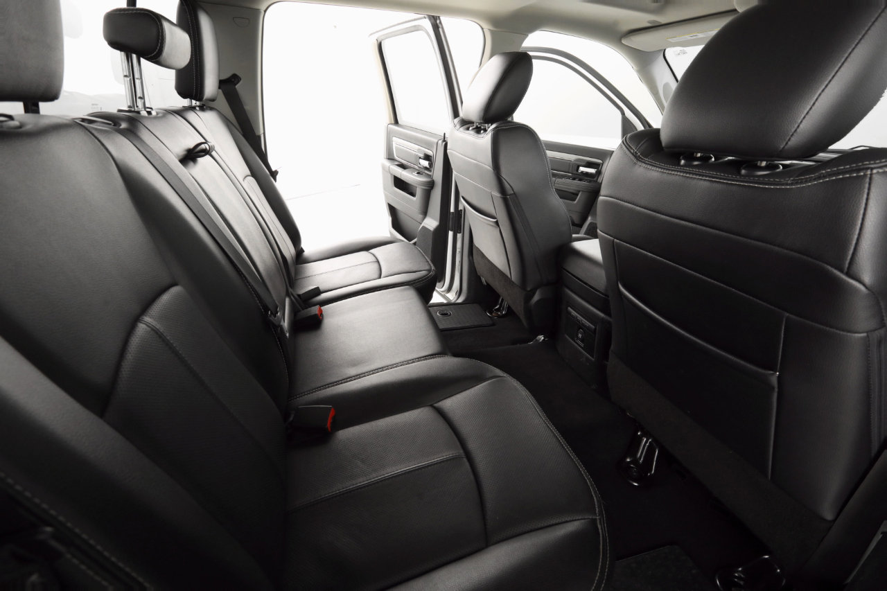 Used 2018 RAM 1500 Sport image 23