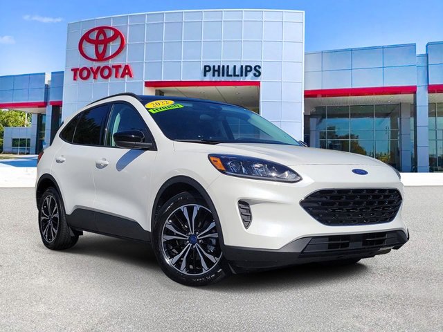 Used 2022 Ford Escape SE w/ SE Sport Appearance Package