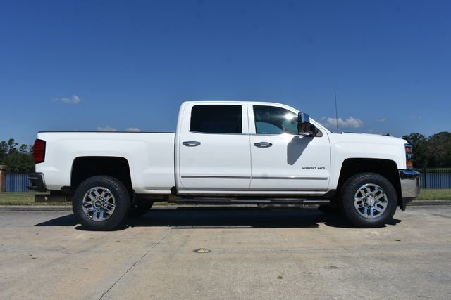 Used 2019 Chevrolet Silverado 2500 LTZ w/ Duramax Plus Package image 3