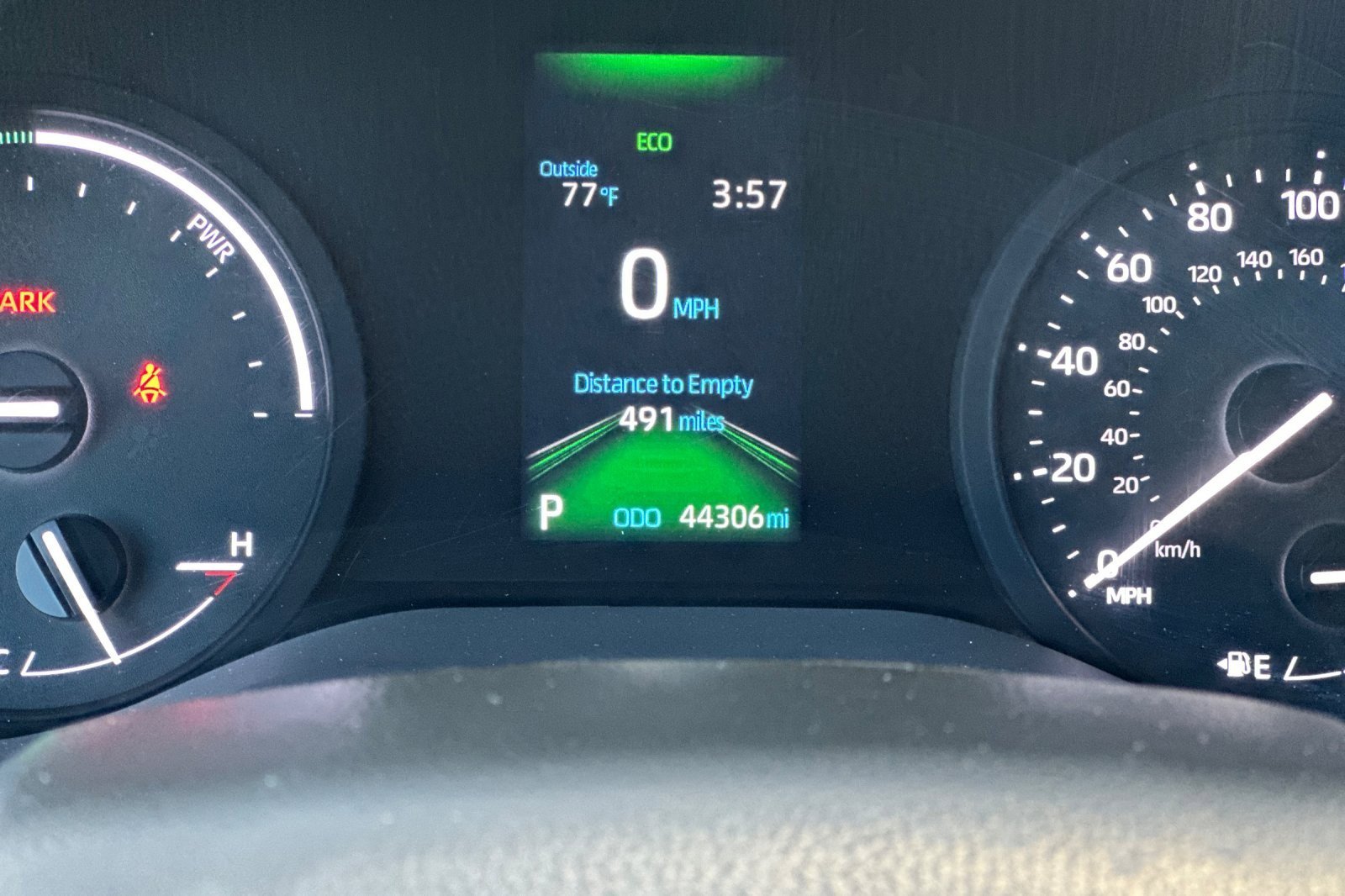 Certified 2024 Toyota Sienna LE FWD image 25