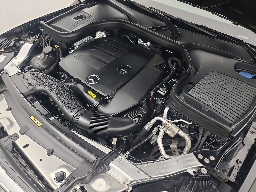 Used 2022 Mercedes-Benz GLC 300 4MATIC image 38