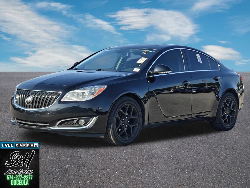 Used 2017 Buick Regal Sport Touring FWD image 14