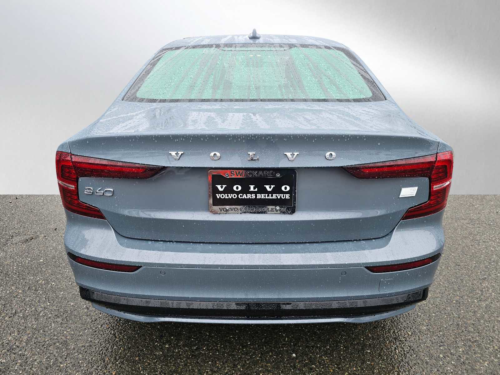 Certified 2023 Volvo S60 T8 Plus w/ Climate Package image 4