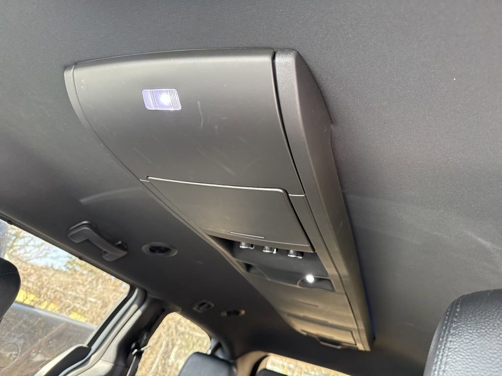 Used 2020 Dodge Grand Caravan GT image 15