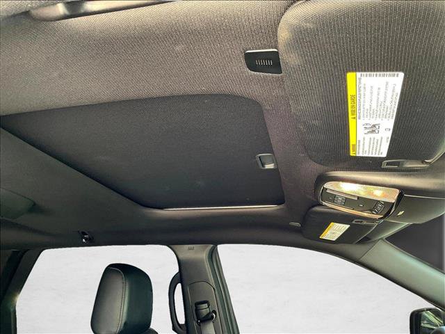 Used 2023 Dodge Durango R/T RWD image 17