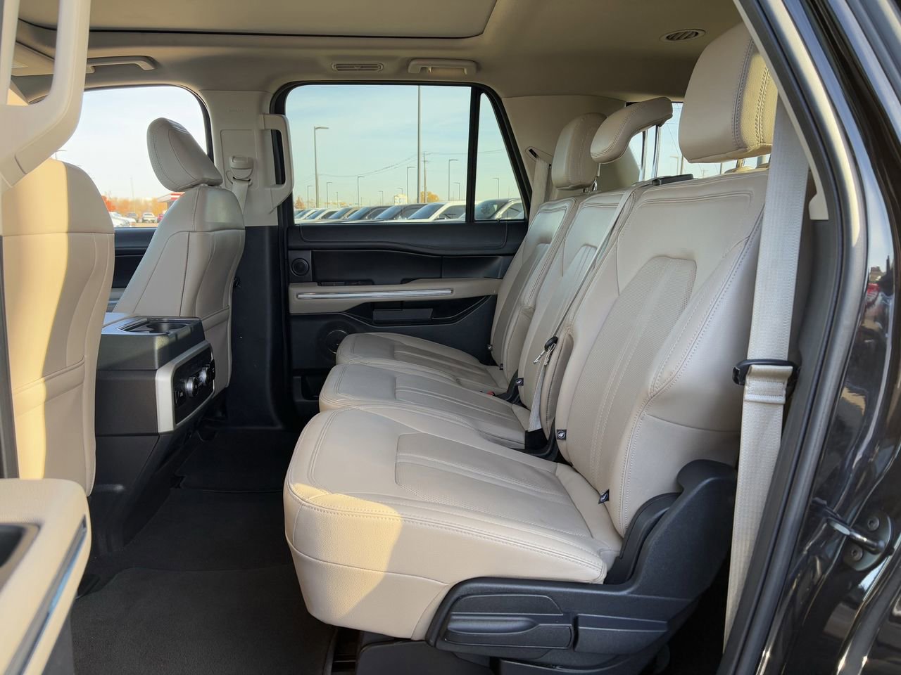 Used 2024 Ford Expedition Max Limited image 29