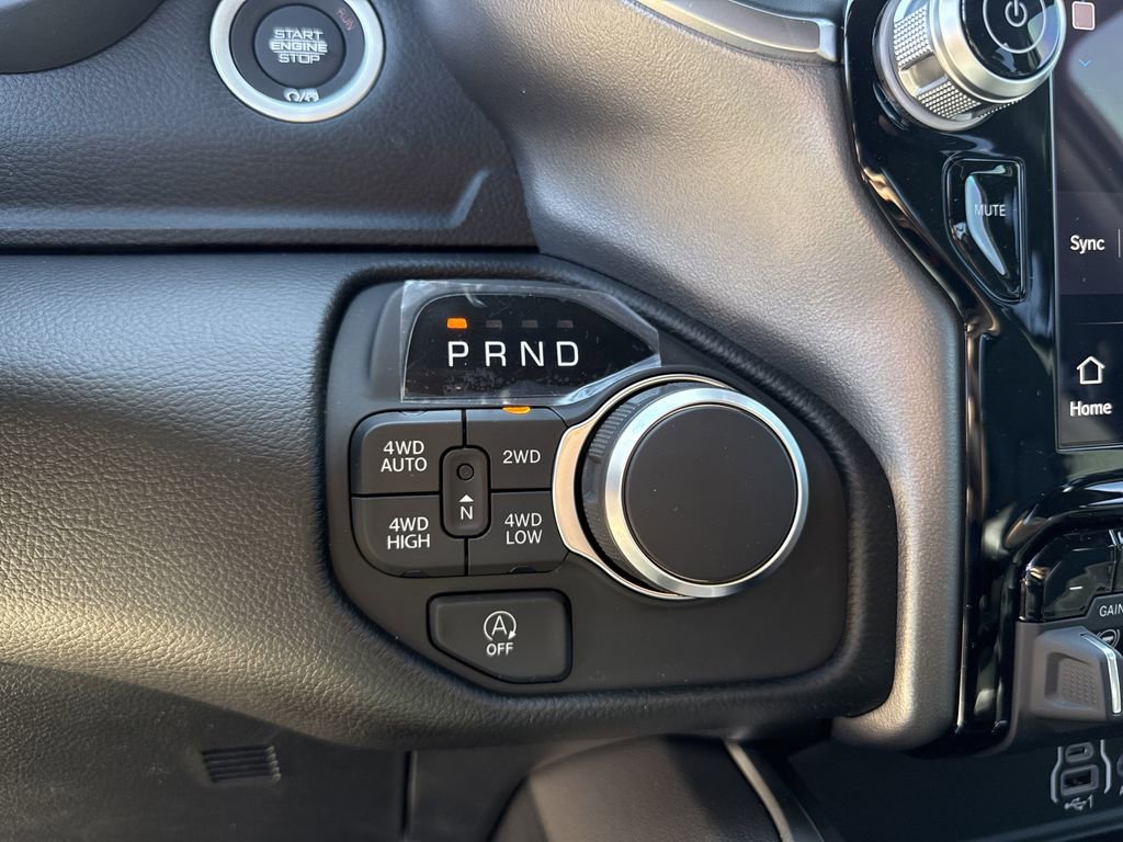New 2026 RAM 1500 4x4 Crew Cab image 20