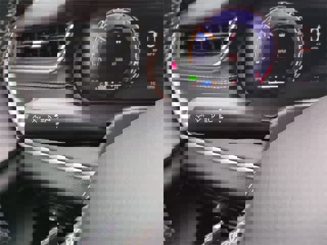 New 2025 Jeep Grand Cherokee L Altitude image 28