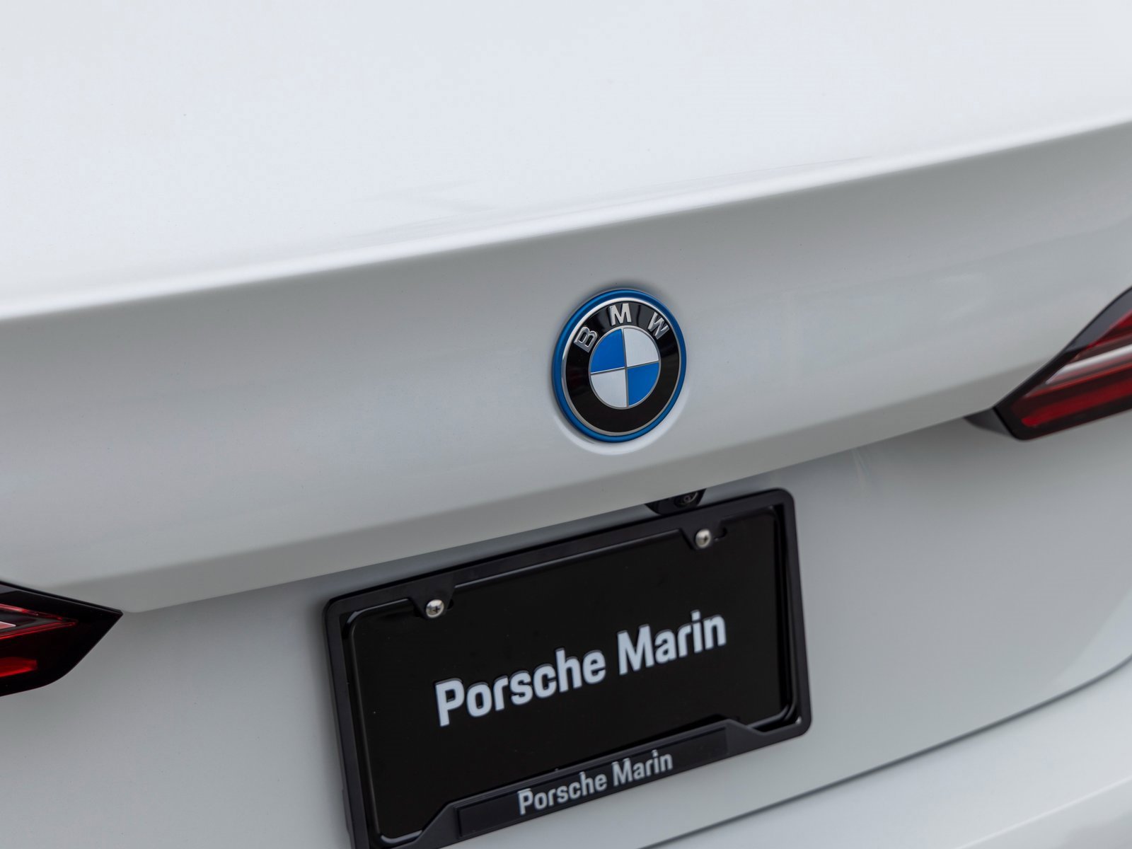 Used 2025 BMW i5 xDrive40 w/ Premium Package image 20