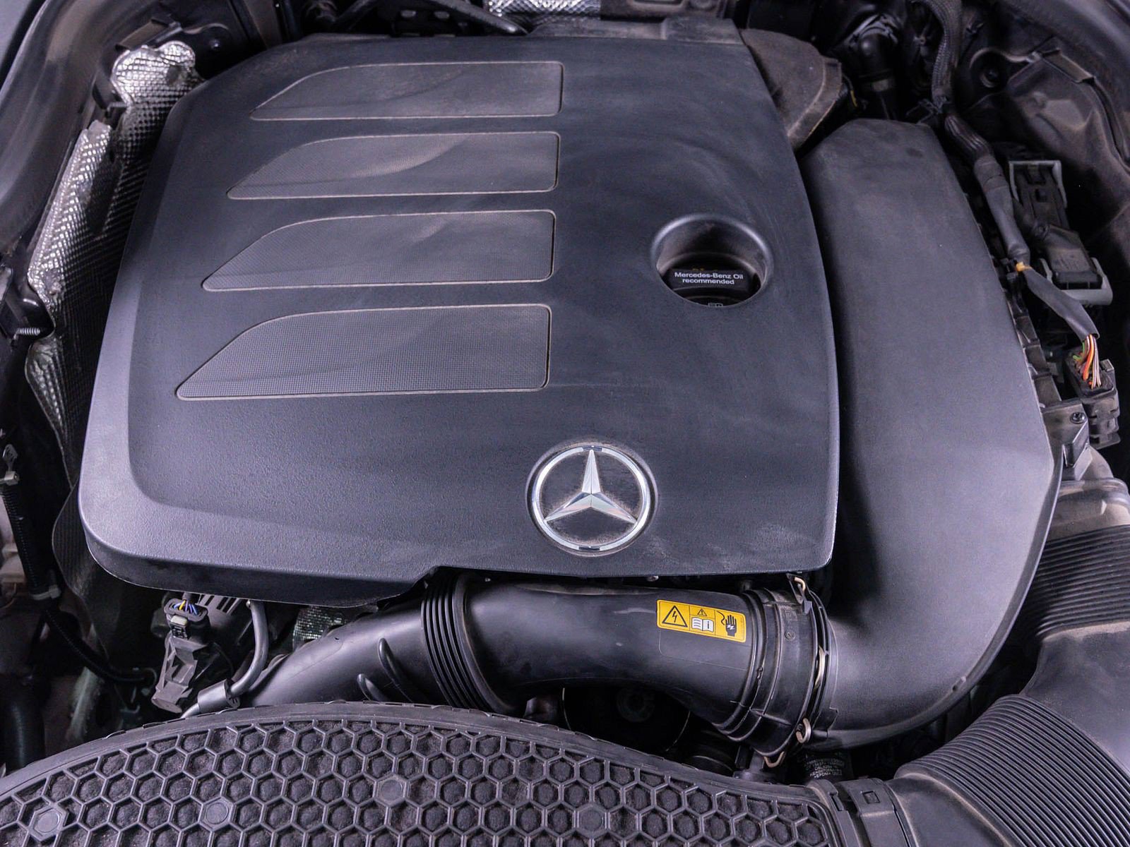 Used 2022 Mercedes-Benz GLC 300 4MATIC image 7