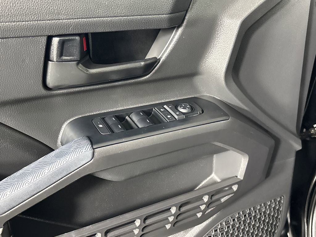 Certified 2025 Toyota Tacoma SR5 image 11