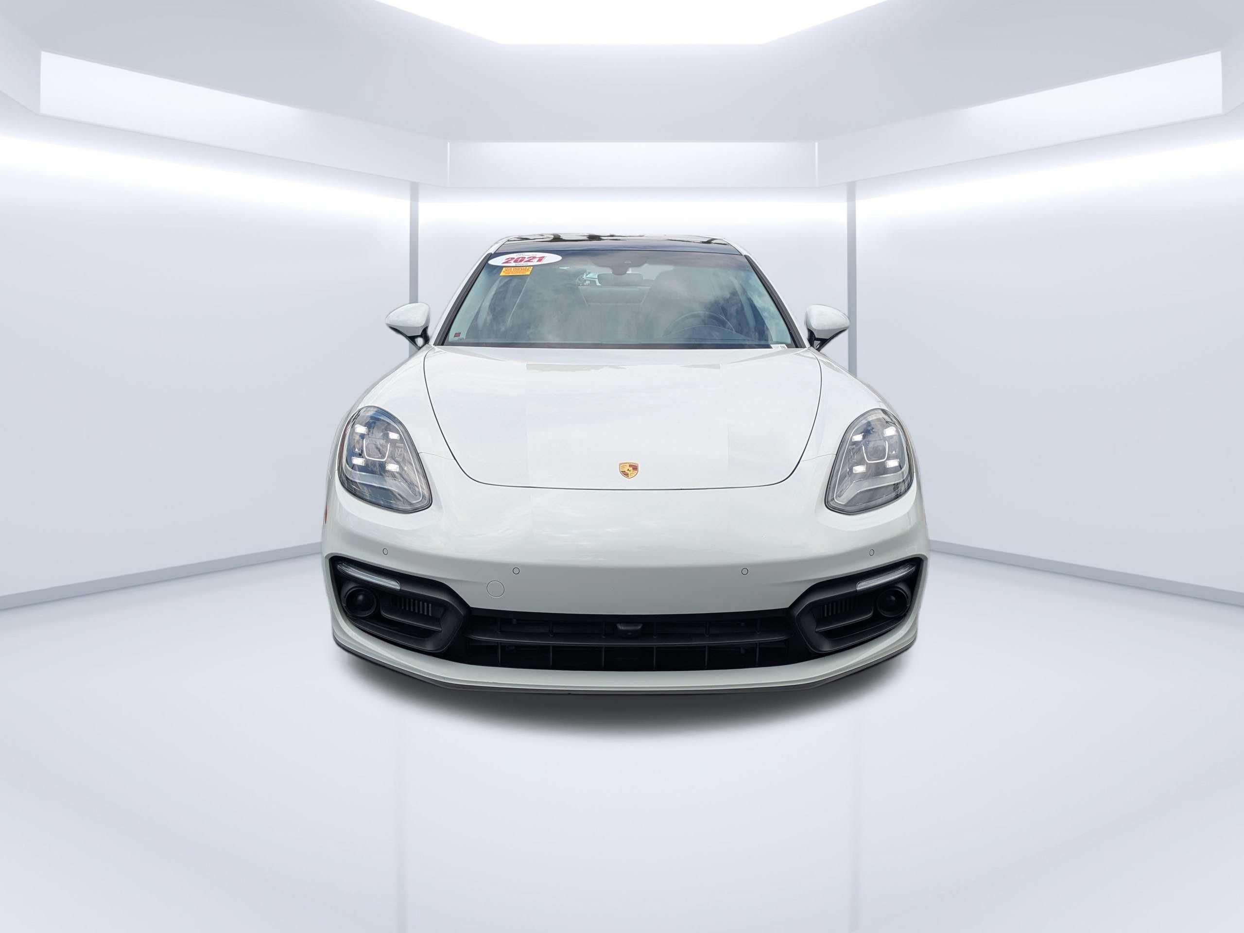 Used 2021 Porsche Panamera 4 w/ Premium Package AWD/4WD image 8