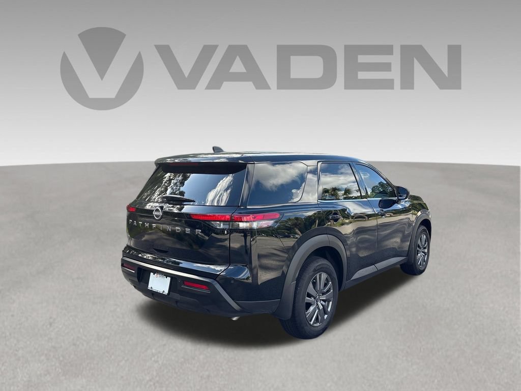 Used 2026 Nissan Pathfinder S FWD image 27