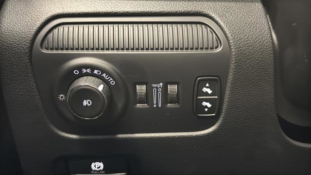 Used 2024 Jeep Wagoneer Series II w/ Convenience Group I image 20